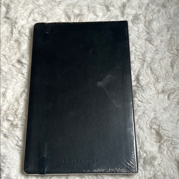 Zenith Embossed Black notebook - Picture 3 of 4